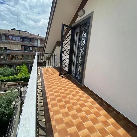 Lina's House