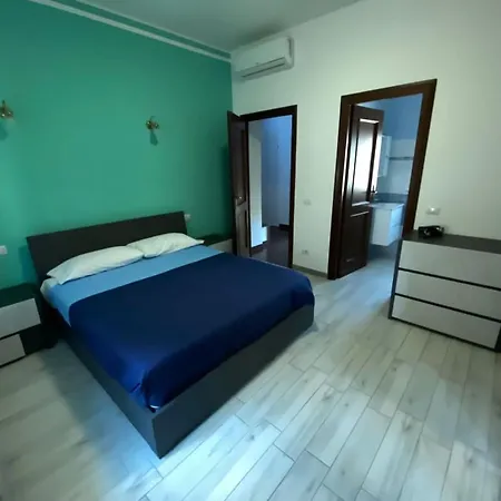 Lina's House